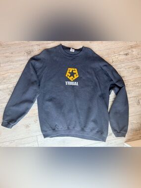 Vtg Tribal Gear USA Streetwear Sweatshirt Big Logo Pullover Black Yellow Y2K